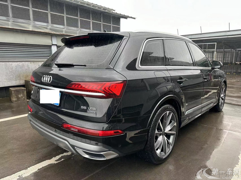 奥迪Q7 55TFSI [进口] 2023款 3.0T 自动 quattro-S-line运动型 