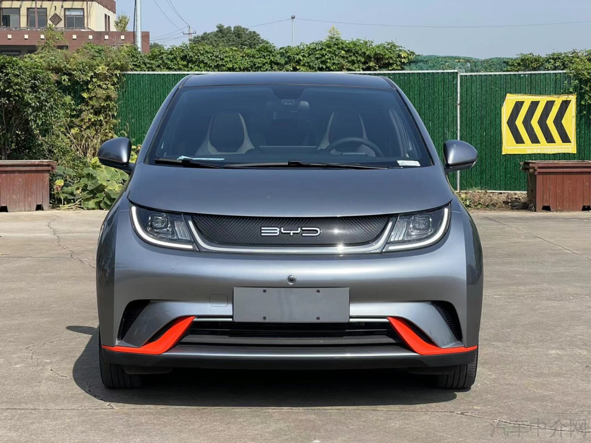 比亚迪海豚 2023款 0.0T 自动 50万纪念版Plus价格0万