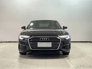 奥迪A6L 40TFSI 2.0T 自动 豪华致雅型 