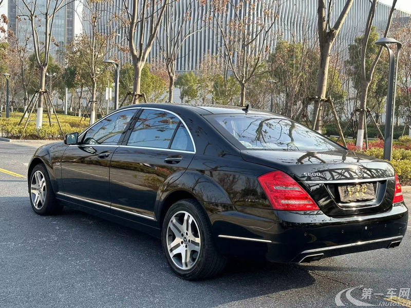 奔驰S级 S600 [进口] 2009款 5.5T 自动 汽油 加长版 