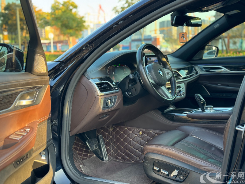宝马7系 730Li [进口] 2019款 2.0T 自动 汽油 改款豪华套装 