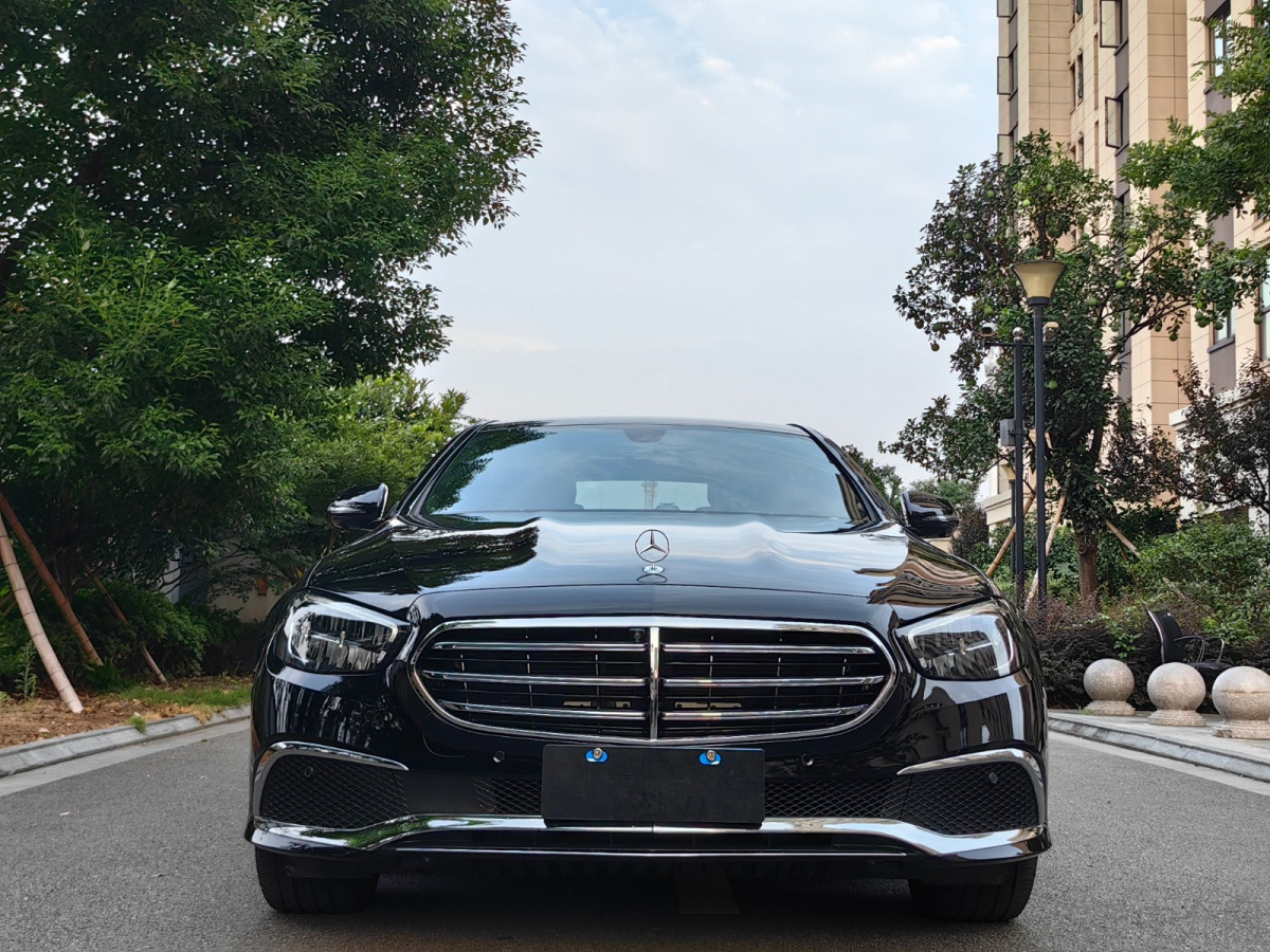 奔驰E级 E300L 2020款 2.0T 自动 汽油 运动时尚型 价格0万 