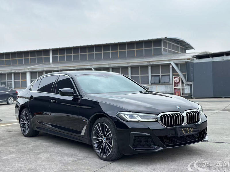 宝马5系 530Li 2021款 2.0T 自动 汽油 改款M运动套装 (国Ⅵ) 