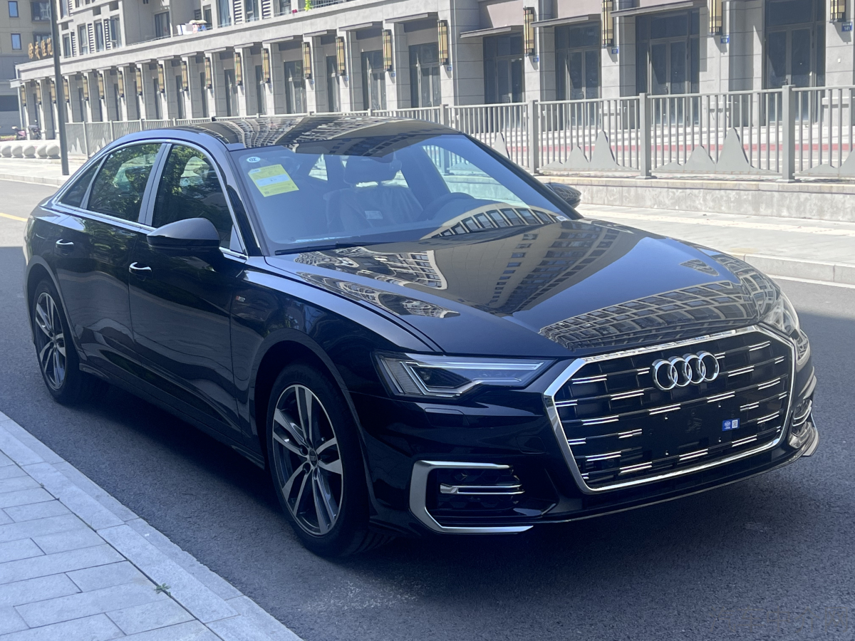 奥迪A6L 45TFSI 2024款 2.0T 自动 臻选致雅型 价格0万 