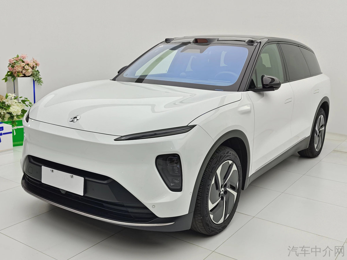 蔚来ES8 2023款 自动 行政版75kWh 纯电动价格0万 