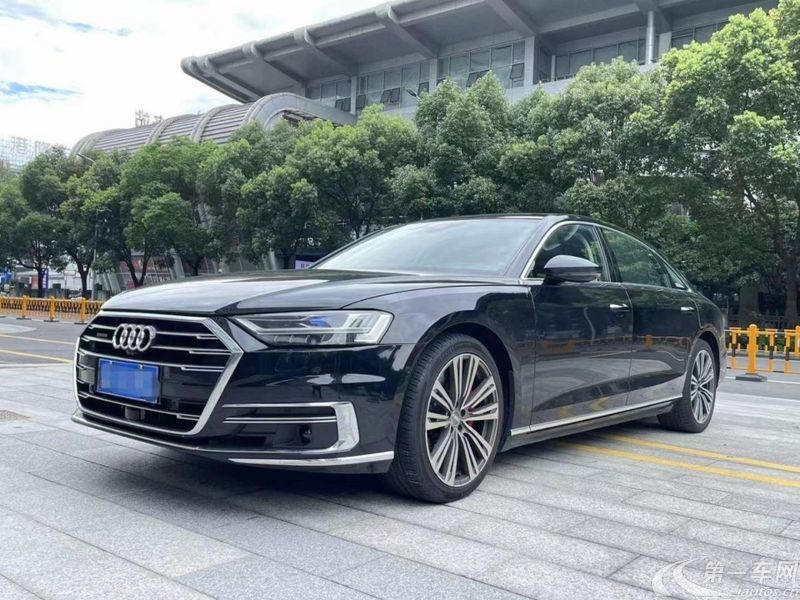 奥迪A8L Horch创始人版 [进口] 2022款 3.0T 自动 汽油 双色臻藏型 