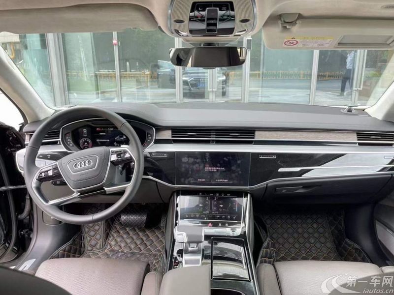 奥迪A8L Horch创始人版 [进口] 2022款 3.0T 自动 汽油 双色臻藏型 