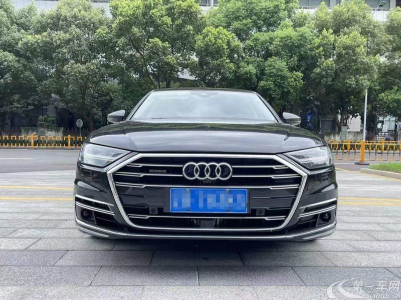 奥迪A8L Horch创始人版 [进口] 2022款 3.0T 自动 汽油 双色臻藏型 