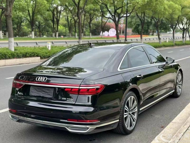 奥迪A8L 50 [进口] 2022款 3.0T 自动 汽油 豪华型典藏版 