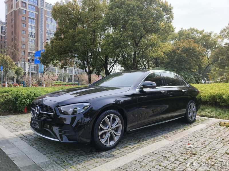 【唐山二手奔驰E级】奔驰E级 300L 2022款 2.0T 自动 汽油 豪华型
