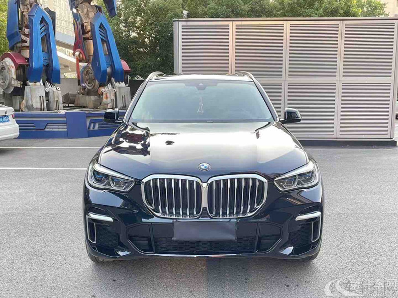 宝马X5 xDrive30Li 2022款 2.0T 自动 尊享型M运动套装 (国Ⅵ) 