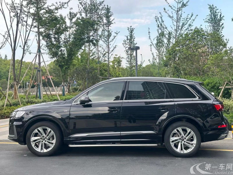 奥迪Q7 45 [进口] 2021款 2.0T 自动 豪华型quattro-S-line 