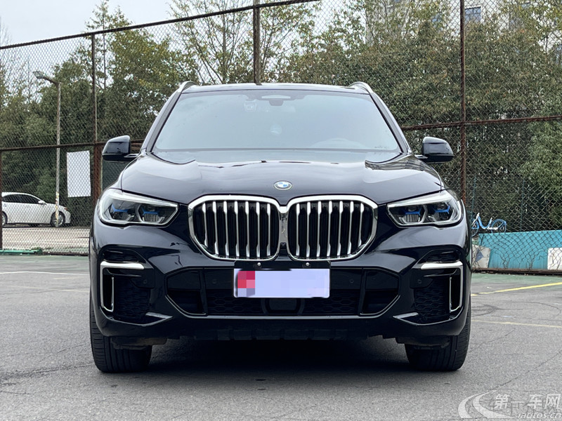 宝马X5 xDrive40Li 2022款 3.0T 自动 改款尊享型M运动套装 (国Ⅵ) 