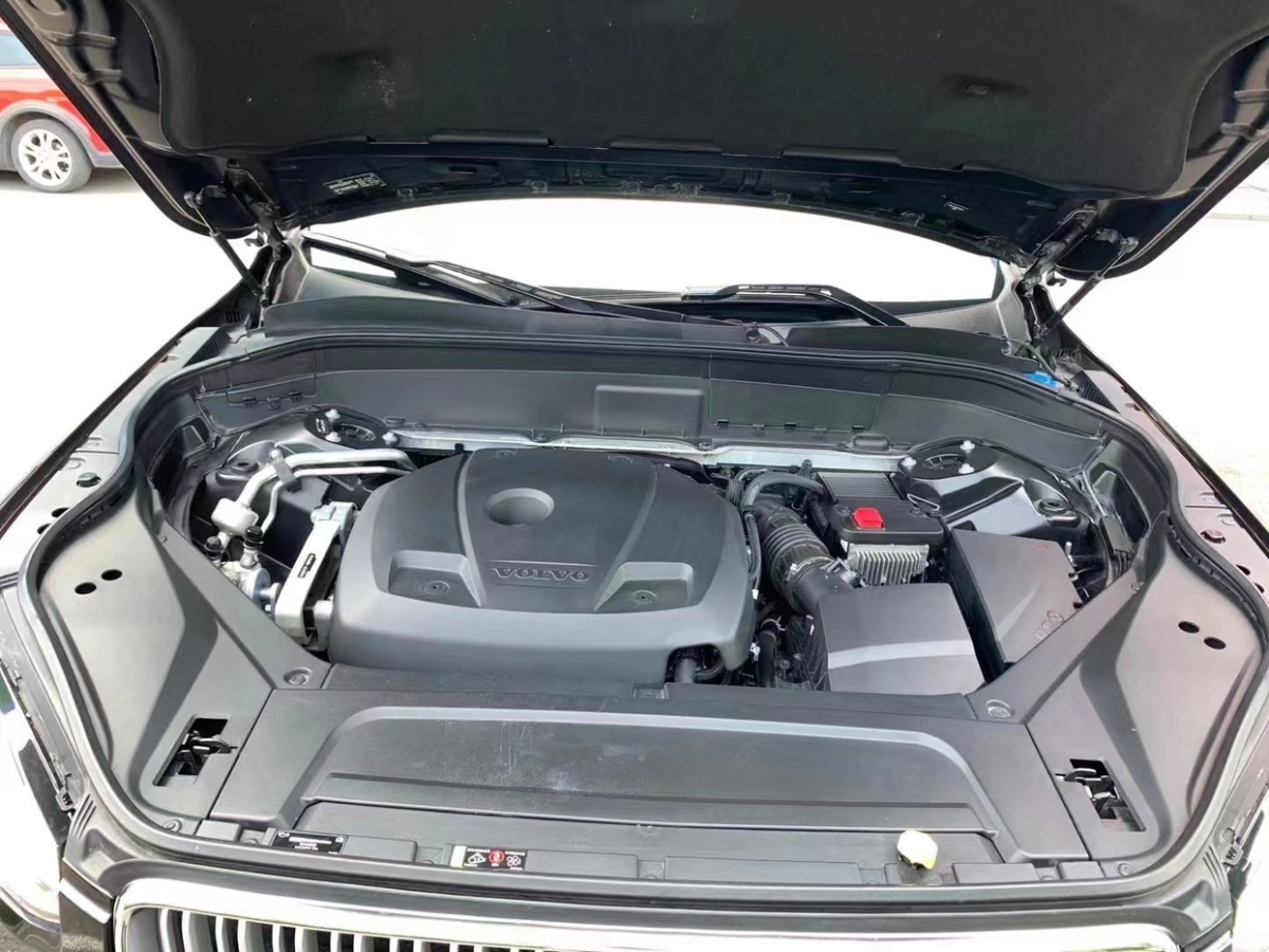 沃尔沃XC90 T6 [进口] 2019款 2.0T 自动 四驱 汽油 智逸版 价格0万 
