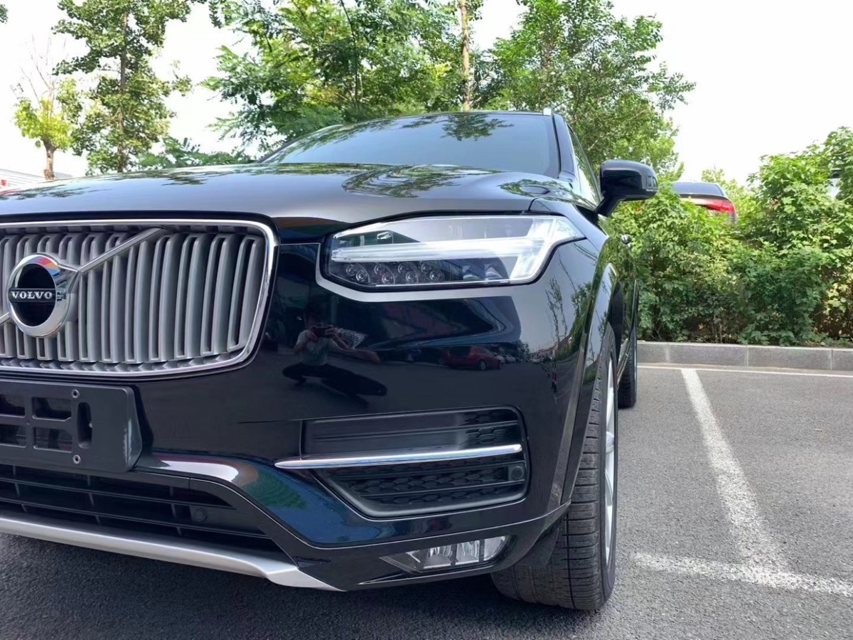 沃尔沃XC90 T6 [进口] 2019款 2.0T 自动 四驱 汽油 智逸版 价格0万 