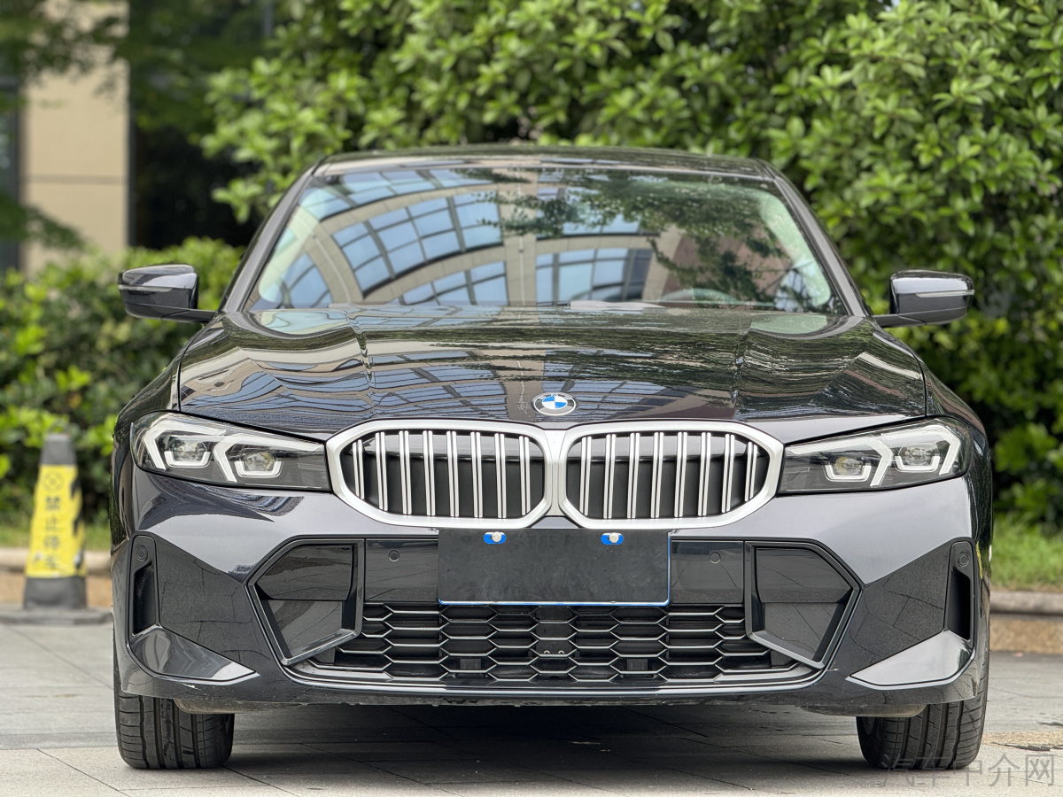 宝马3系 320Li 2024款 2.0T 自动 汽油 M运动套装 价格0万