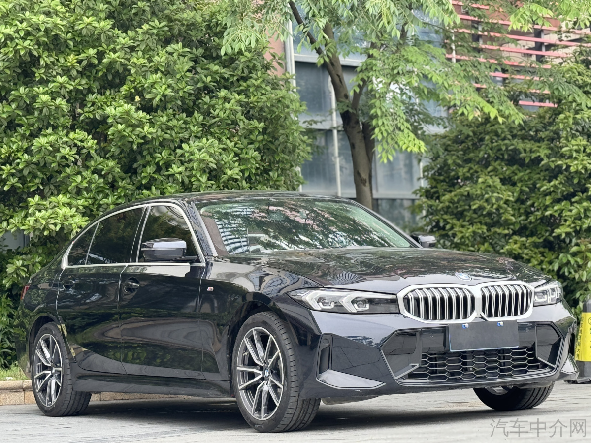 宝马3系 320Li 2024款 2.0T 自动 汽油 M运动套装 价格0万 