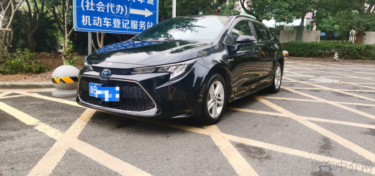丰田雷凌 双擎 2021款 1.8L 自动 尊享版 价格0万