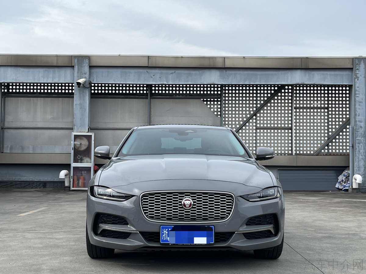 捷豹XEL 2022款 2.0T 自动 后驱 200PS青春运动版R二手车 二手DYNAMIC 价格0万 