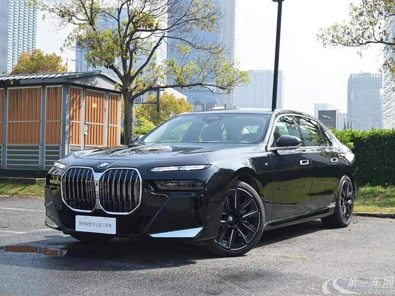 宝马7系 740Li [进口] 2023款 3.0T 自动 汽油 领先型M运动套装 