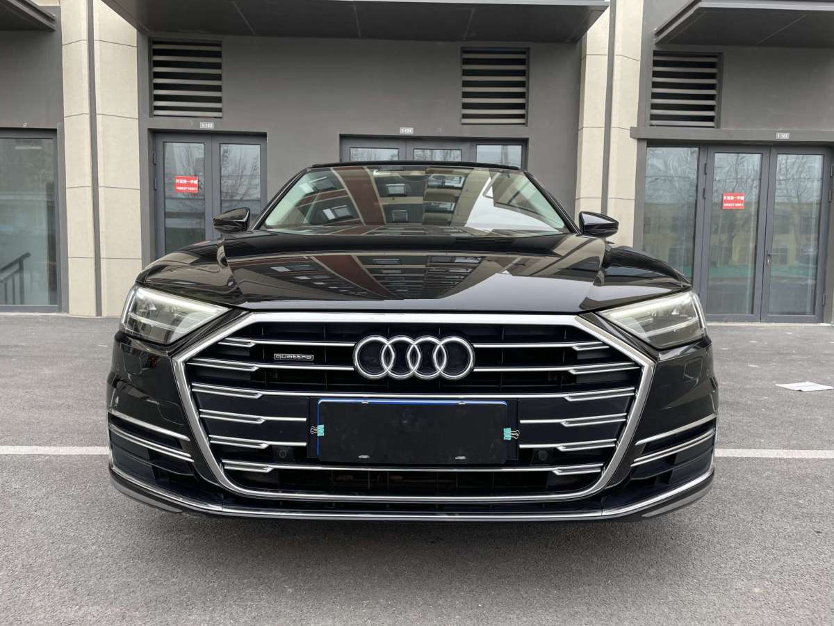 奥迪A8L 50 [进口] 2019款 3.0T 自动 汽油 PLus豪华型改款价格0万
