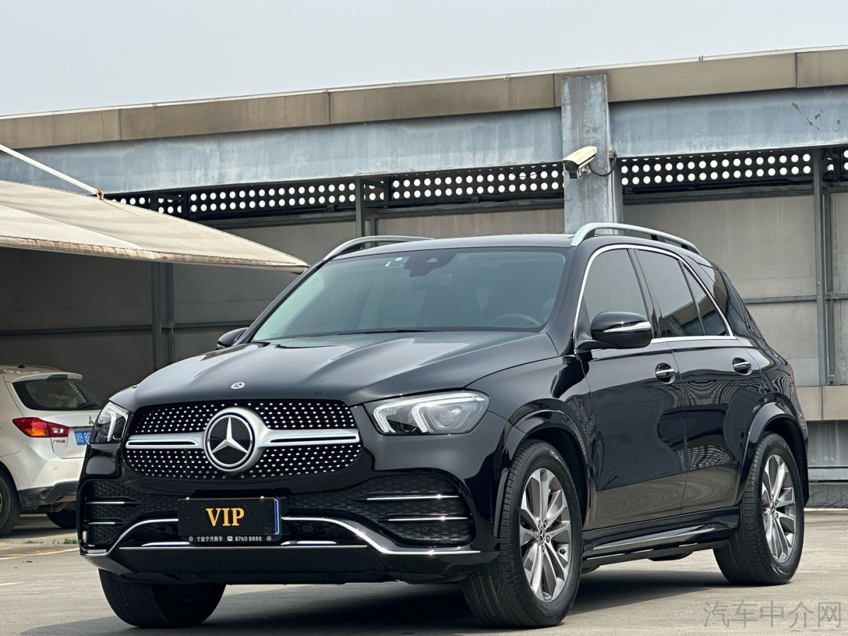 奔驰GLE级 GLE350 [进口] 2023款 2.0T 自动 加规版平行进口价格0万