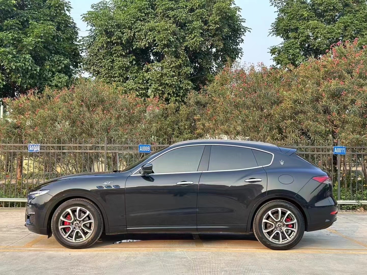 玛莎拉蒂Levante [进口] 2022款 2.0T 自动 GT锋芒版价格0万 