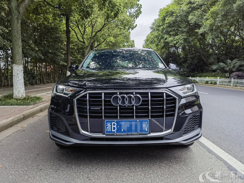 奥迪Q7 55 [进口] 2022款 3.0T 自动 运动型quattro-S-line 