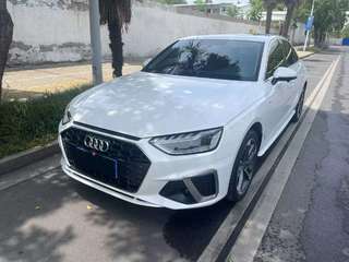 奥迪A4L 40TFSI 2.0T 自动 时尚致雅型 