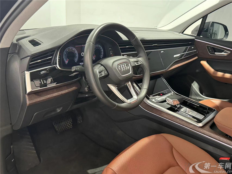 奥迪Q7 55 [进口] 2021款 3.0T 自动 运动型quattro-S-line 