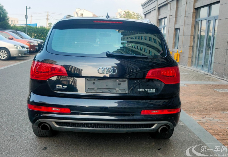 奥迪Q7 35 [进口] 2014款 3.0T 自动 专享型 