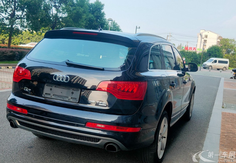 奥迪Q7 35 [进口] 2014款 3.0T 自动 专享型 