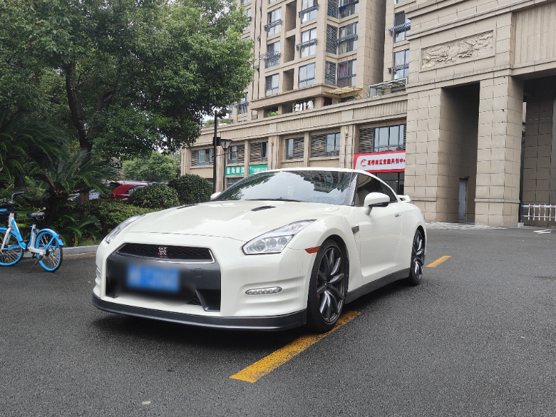 日产GT二手车 二手R [进口] 2014款 3.8T 自动 动感酷黑内饰版 价格0万