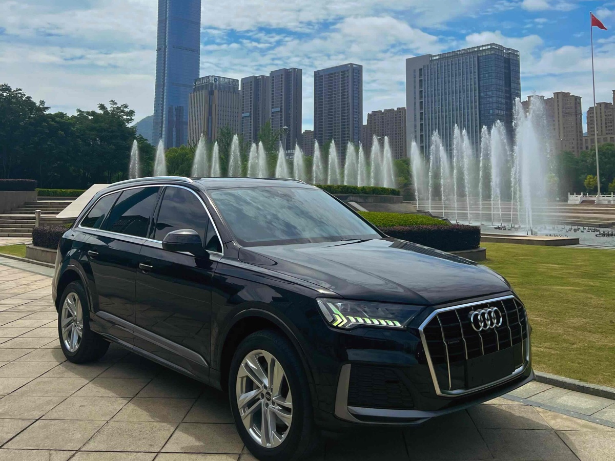 奥迪Q7 45 [进口] 2022款 2.0T 自动 运动型quattro二手车 二手S二手车 二手line价格0万 