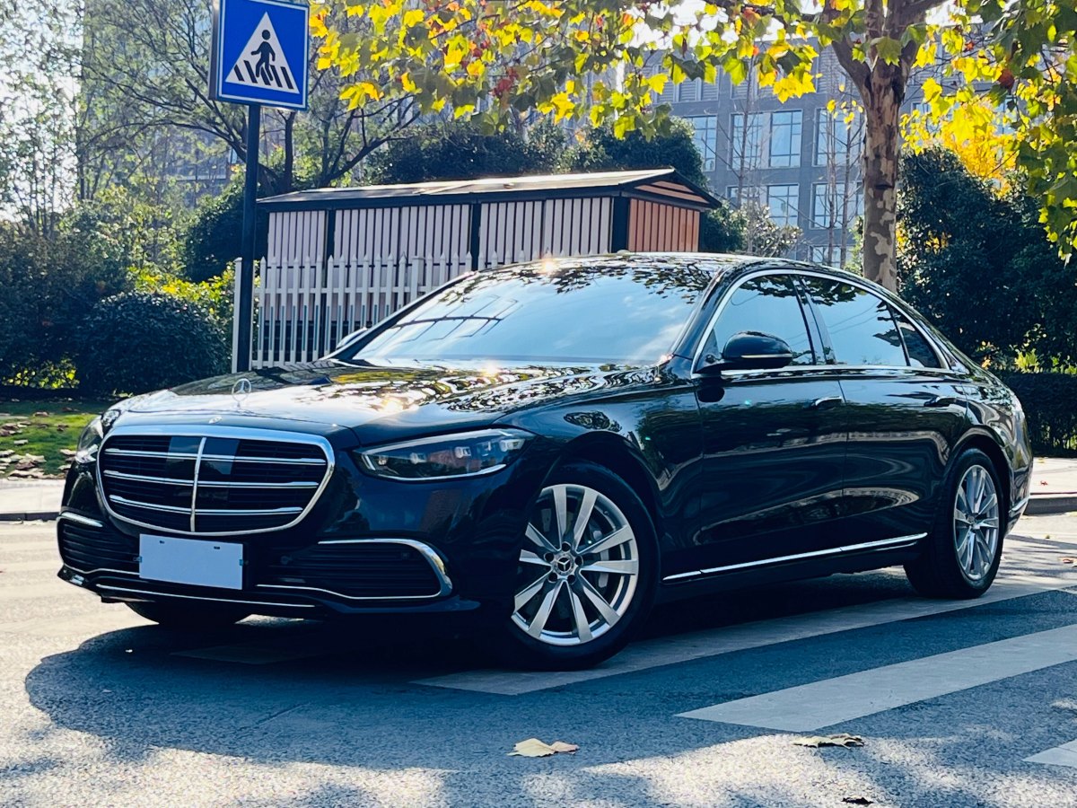 奔驰S级 S450L [进口] 2022款 2.5T 自动 汽油 改款价格0万 