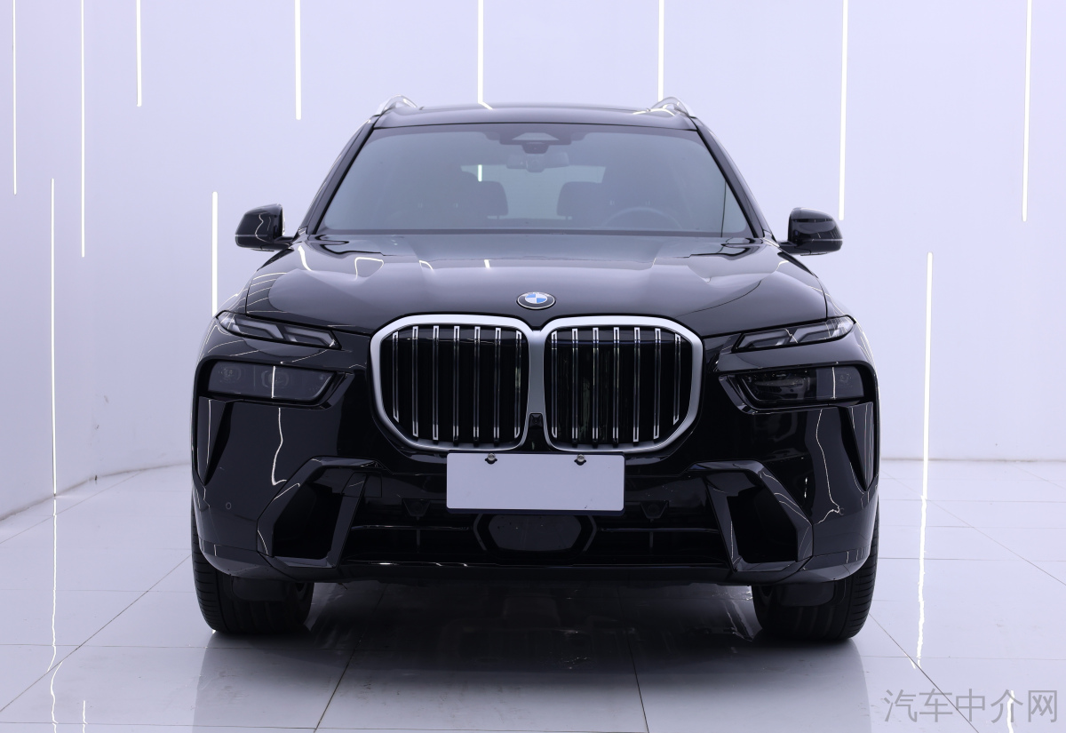 宝马X7 40i [进口] 2023款 3.0T 自动 尊享型M运动套装价格0万 