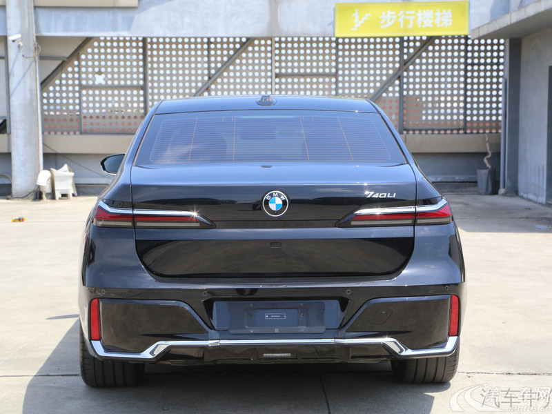 宝马7系 735Li [进口] 2023款 3.0T 自动 汽油 M运动套装 