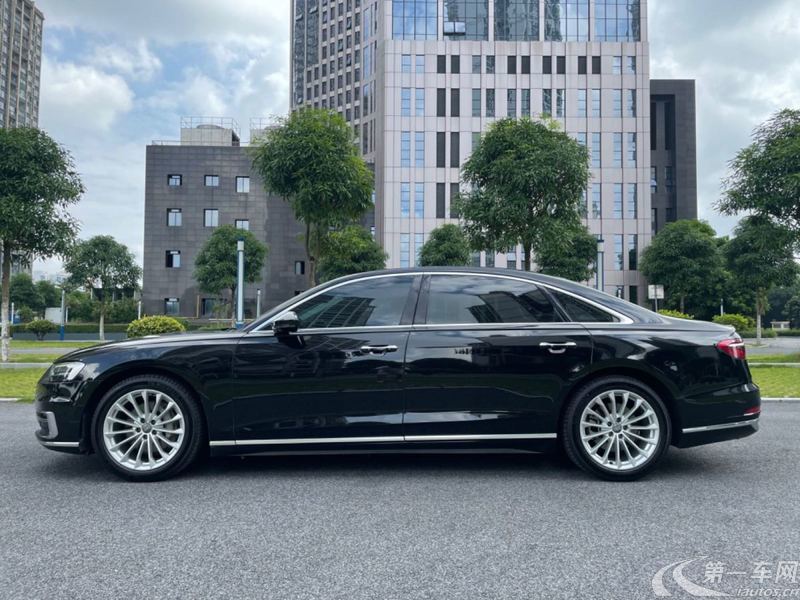 奥迪A8L 55 [进口] 2019款 3.0T 自动 汽油 PLus豪华型 