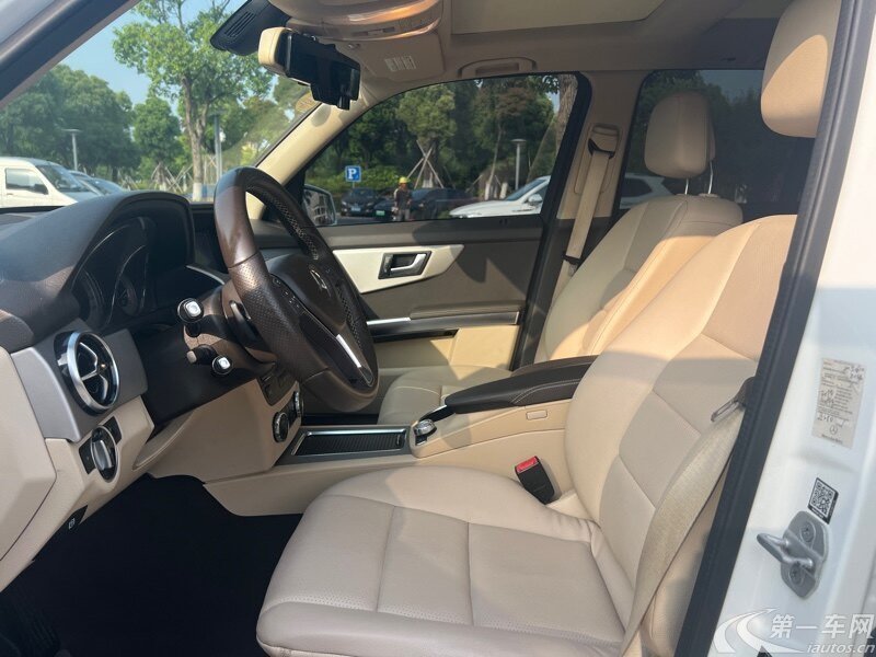 奔驰GLK GLK300 2013款 3.0L 自动 汽油 动感型 (国Ⅳ) 