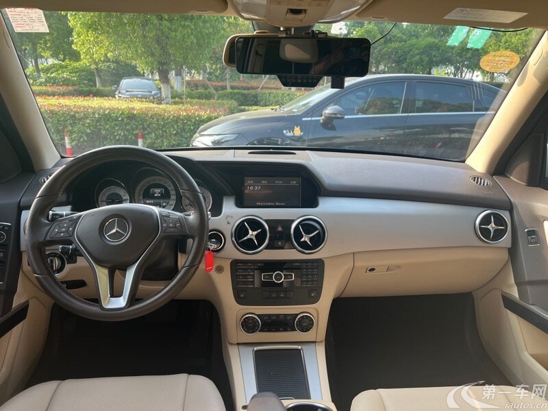 奔驰GLK GLK300 2013款 3.0L 自动 汽油 动感型 (国Ⅳ) 
