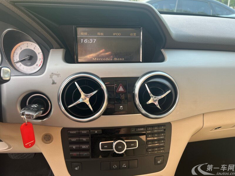 奔驰GLK GLK300 2013款 3.0L 自动 汽油 动感型 (国Ⅳ) 