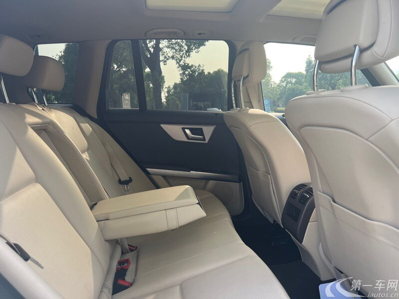 奔驰GLK GLK300 2013款 3.0L 自动 汽油 动感型 (国Ⅳ) 