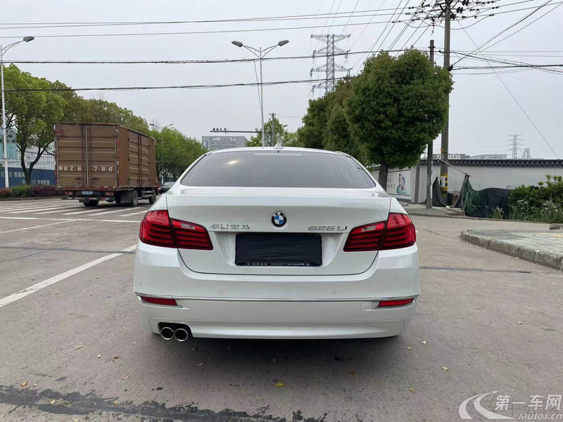 宝马5系 525Li 2017款 2.0T 自动 汽油 豪华设计套装 (国Ⅴ) 