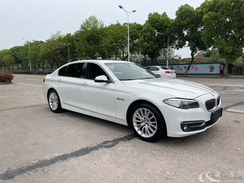 宝马5系 525Li 2017款 2.0T 自动 汽油 豪华设计套装 (国Ⅴ) 