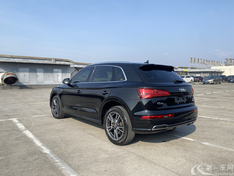 奥迪Q5L 45TFSI 2020款 2.0T 自动 尊享时尚型 (国Ⅵ) 