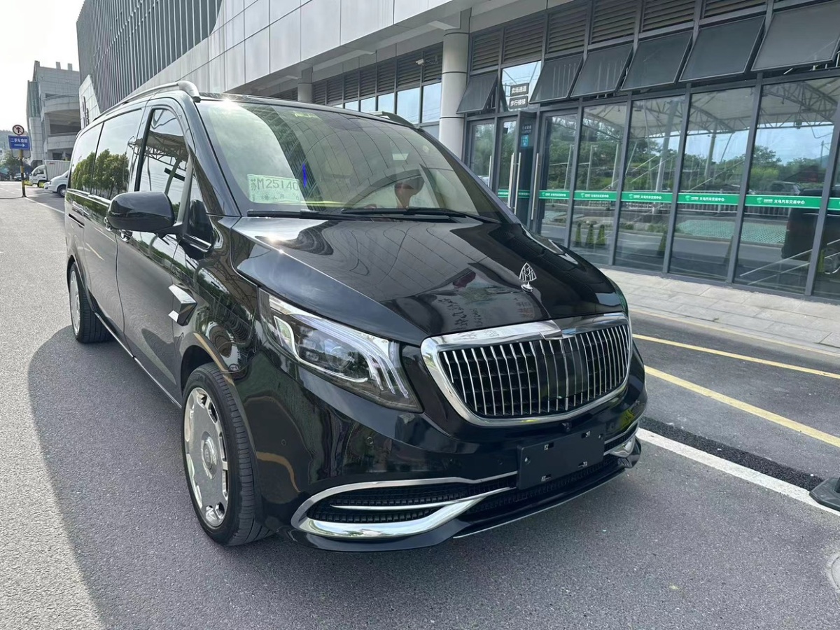 奔驰威霆 2021款 2.0T 自动 9座 汽油 商务版 价格0万 