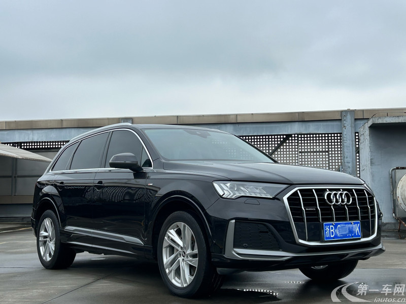 奥迪Q7 45 [进口] 2021款 2.0T 自动 运动型quattro-S-line 