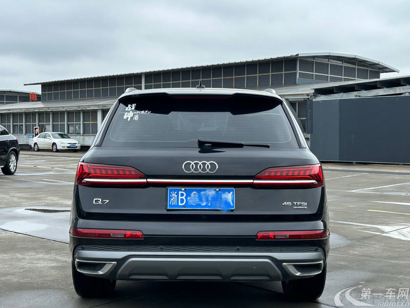 奥迪Q7 45 [进口] 2021款 2.0T 自动 运动型quattro-S-line 