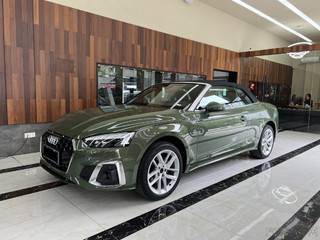 奥迪A5敞篷 40TFSI 2.0T 自动 时尚动感型 