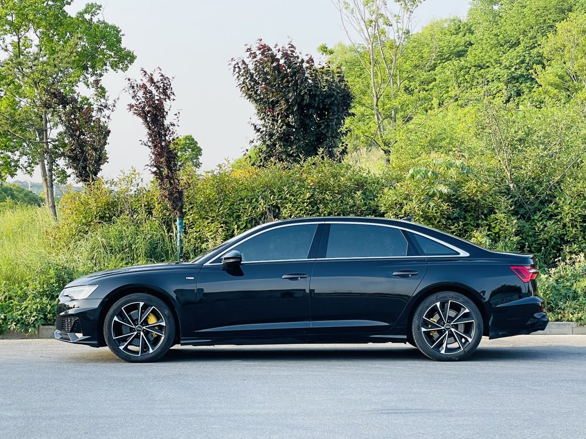 奥迪A6L 45TFSI 2023款 2.0T 自动 臻选动感型 价格0万 